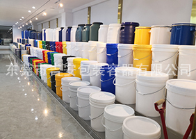 亚洲人妖毛茸茸吉安容器一楼涂料桶、机油桶展区
